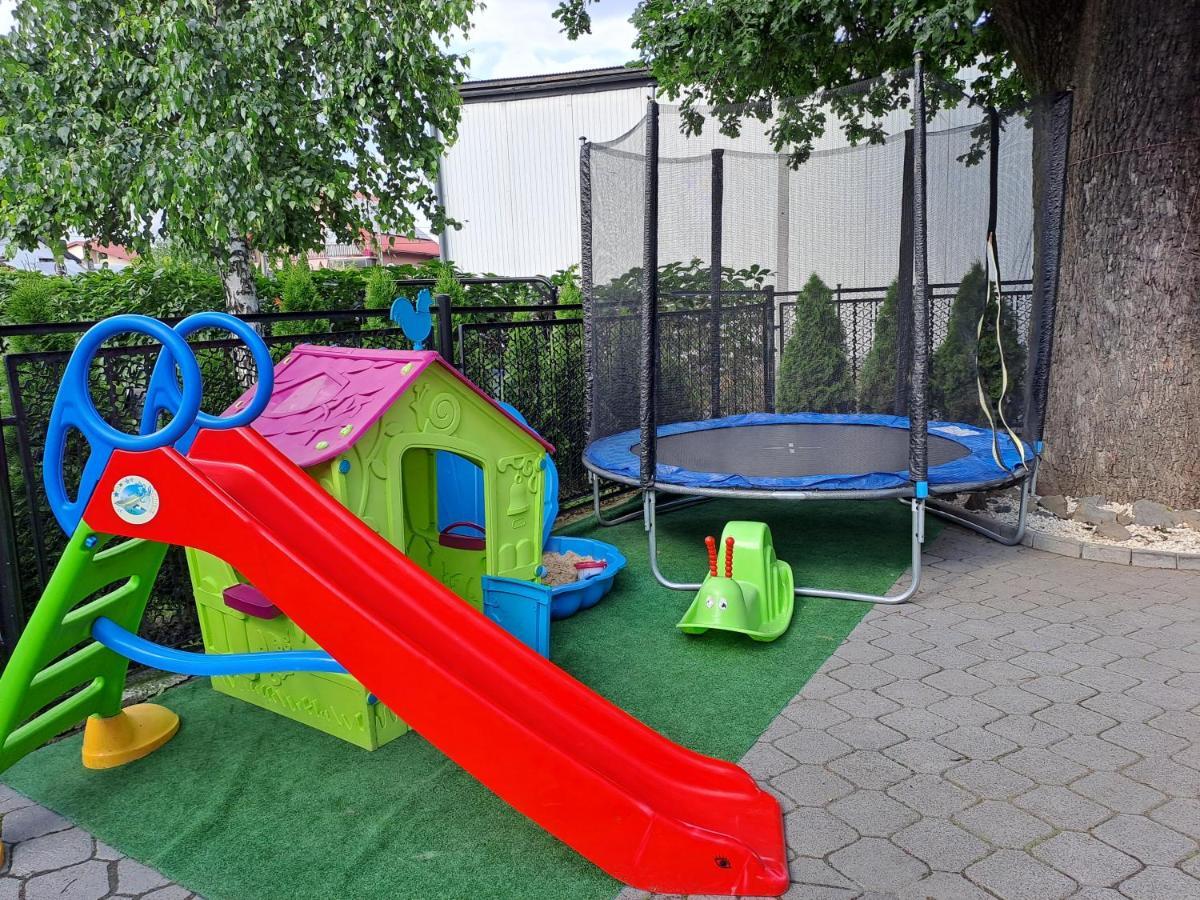 Twoja Przestrzen Noclegi Pokoje Mieszkanie Do Wynajecia Nowy Sacz Luaran gambar